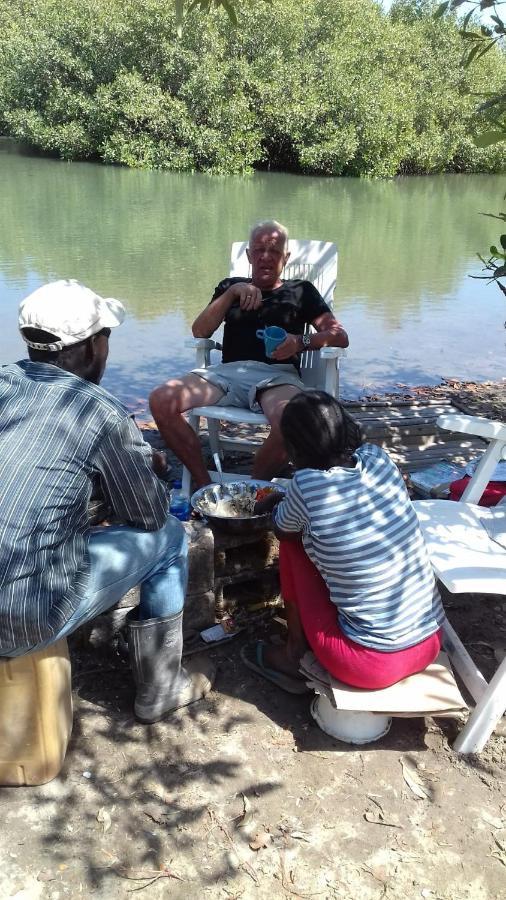 Mangrove Beach Sanyang Exterior photo